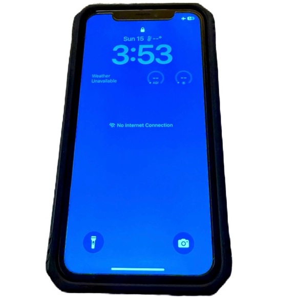 Apple iPhone XR 128GB Unlocked Black EUC with Charge Cord and Original Box - Picture 2 of 6